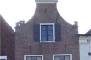 Huis met ingezwenkte halsgevel 